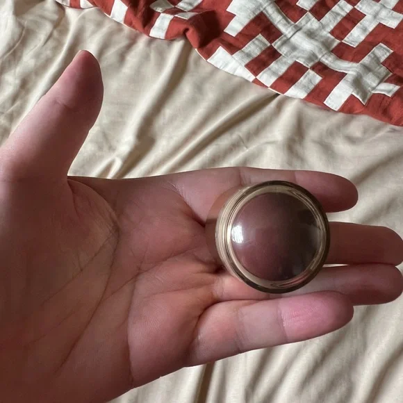 Merit Flush Balm in Bespoke - Picture 2 of 7